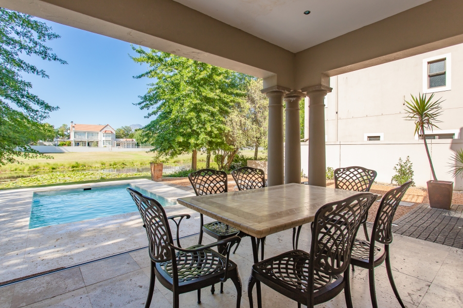 To Let 4 Bedroom Property for Rent in Boschenmeer Golf Country Estate Western Cape